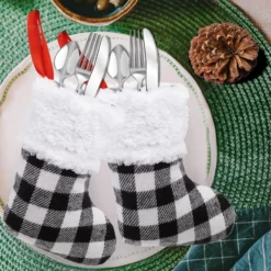 12pcs Buffalo Plaid Christmas Stockings Decoration 5in -Christmas Decorations Store 12Pcs White Black Buffalo Plaid Christmas Stockings 5in 5 result 600x600 1