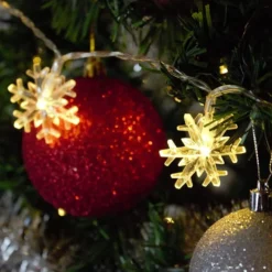 2x40 LED Warm White Led Snowflake String Lights 16ft -Christmas Decorations Store 16ft 40 LED Snowflake Fairy Lights Warm White 3 result 600x574 1