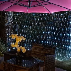 300 LED Pure White Led Net Lights 6.5x15ft -Christmas Decorations Store 300 LED Net Lights Pure White 5 600x431 1
