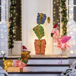 3ft 30 LED Tinsel Flamingo With Christmas Hat -Christmas Decorations Store 3ft Tinsel Flamingo with Christmas Hat Yard Lights 3 600x582 1