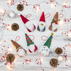 6Pcs Cartoon Gnome Ornaments Set