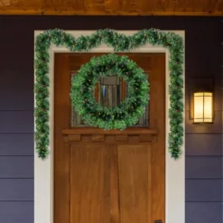 100 Warm White Lights Prelit Christmas Garland 9ft