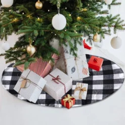 Christmas Tree Skirt Thick Plaid White Baffalo 36in
