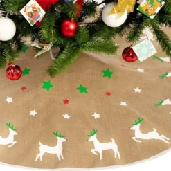 Reindeer Christmas Tree Skirt 36in -Christmas Decorations Store Burlap Reindeer Tree Skirt 36in 1 600x587 1