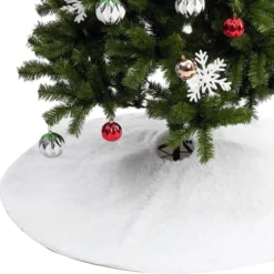 Faux White Fur Christmas Tree Skirt 48in 9 Faux White Fur Christmas Tree Skirt 48in -Christmas Decorations Store Christmas Faux Tree Skirt White 48in 4 result 600x596 1