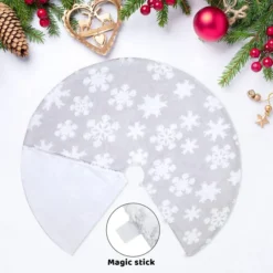 Jacquard Cashmere Faux Snow Tree Skirt 48in -Christmas Decorations Store Christmas Jacquard Cashmere Snow Flake Tree Skirt 48in 6 result 600x600 1