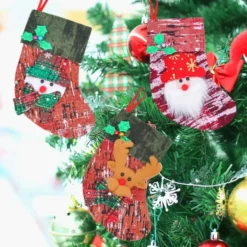 Mini Christmas Stockings -Christmas Decorations Store Mini Christmas Stockings 5 result 600x600 1